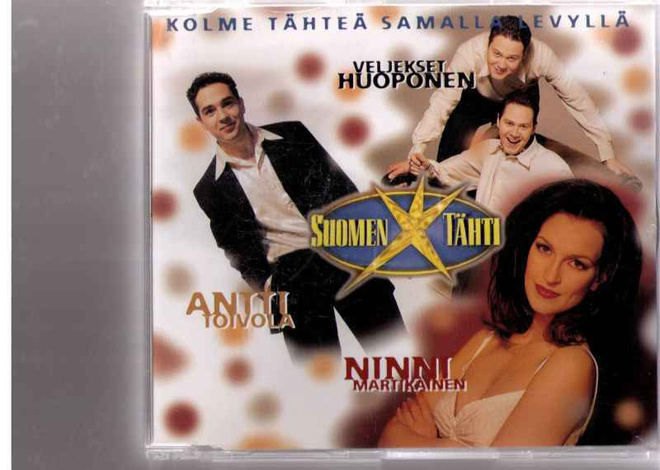 CDS KOLME TÄHTEÄ SAMALLA LEVYLLÄ
