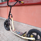 Potkulauta / scootti puhallettavilla renkailla - pikkukuva 3