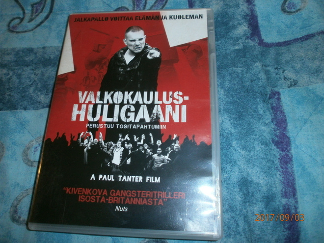 VALKOKAULUSHULIGAANI   -   DVD