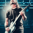 FOO FIGHTERS: TAKE COVER TOUR 2 lippua - pikkukuva 2
