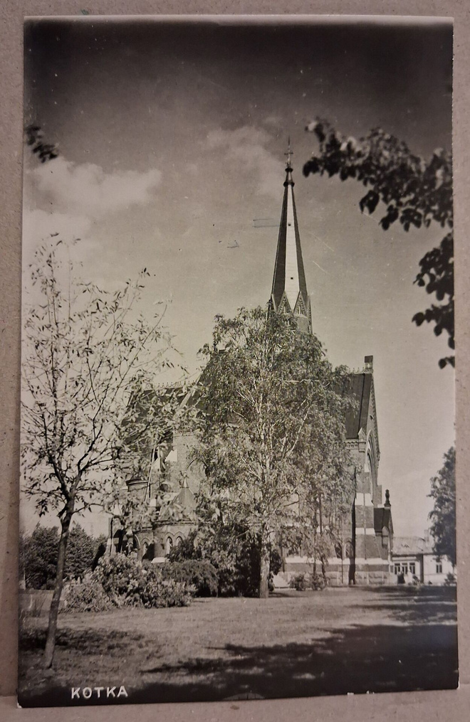 Kotka: Kirkko o (266)