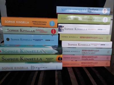 Sophie Kinsella, Himoshoppajasarja + muuta, 14 kirjaa