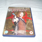 RESIDENT EVIL: APOCALYPSE (Milla Jovovich)*** - pikkukuva 1