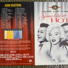 SOME LIKE IT HOT BOOKLET VIHKONEN - pikkukuva 3