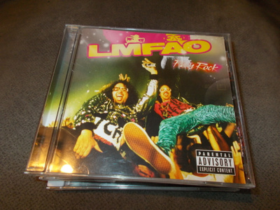 CD FMFAO ** PARTY ROCK **