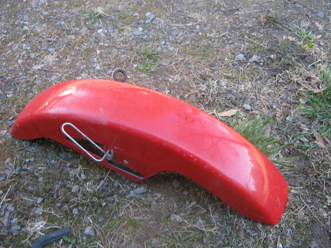 Kawasaki AR125 etulokasuoja