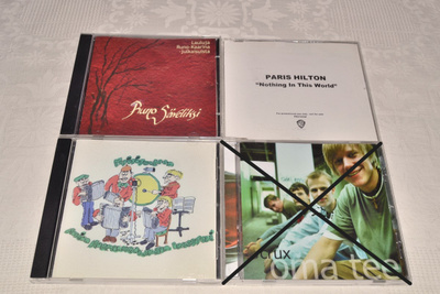 SEKALAISET MUSIIKKI CD-LEVYT 1,-€/kpl
