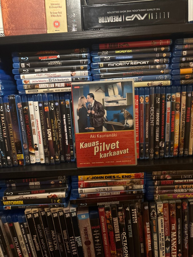 Kauas pilvet karkaavat Aki Kaurismäki