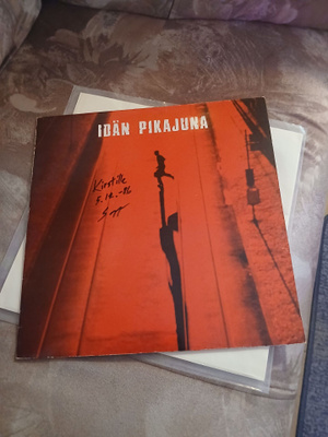 Idän Pikajuna - LP (nimmarilla)