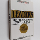 Warren Bennis : Leaders : the strategies for taking charge - pikkukuva 1