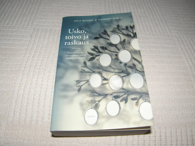 Ruoho - Ilola Usko, toivo ja raskaus  -pok