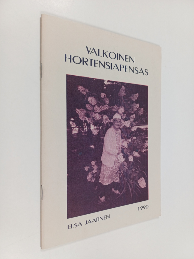 Elsa Jaatinen : Valkoinen hortensiapensas