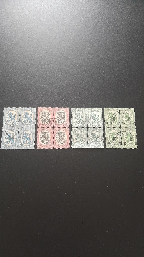 Suomi postimerkki,leimattu neliö,4kpl