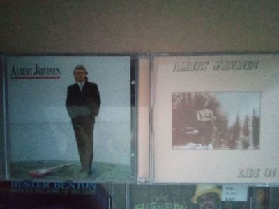 Albert Järvinen: kaksi levyä