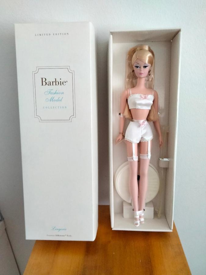 Barbie silkstone lingerie 1
