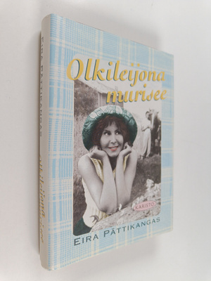 Eira Pättikangas : Olkileijona murisee
