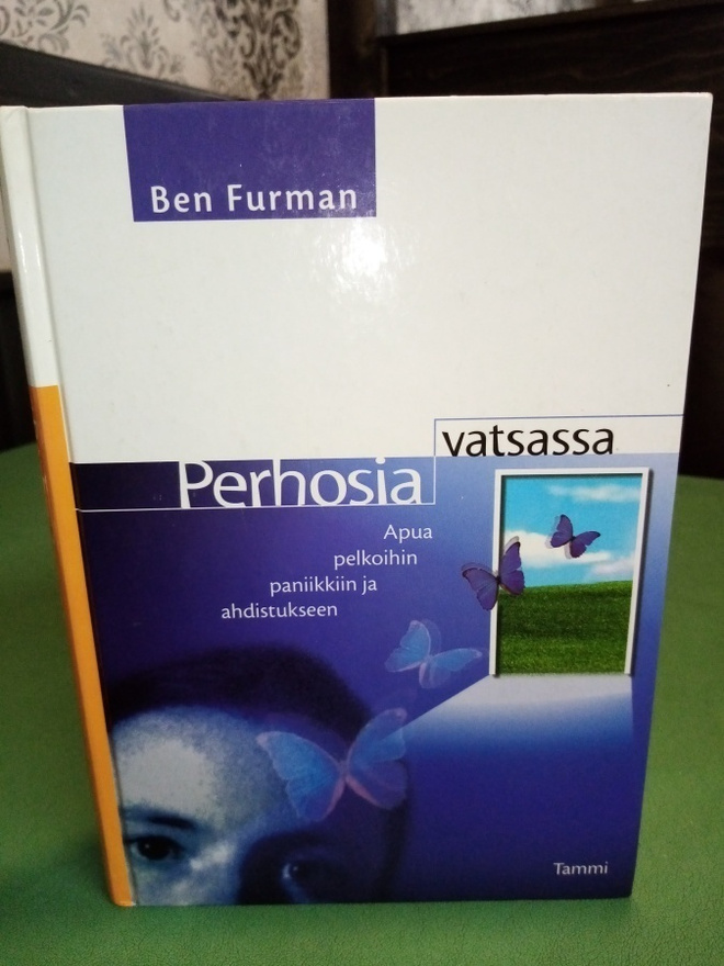 Ben Furman :  Perhosia vatsassa ( SIS POSTIKULU)