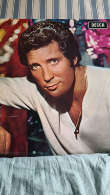 Tom Jones Vinylit
