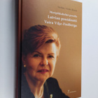 Nadine Vitols Dixon : Meripihkahelmi povella : Latvian pr... - pikkukuva 1