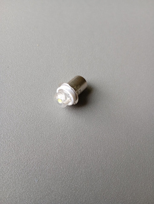 LED-polttimo vanhaan taskulamppuun 4,5v
