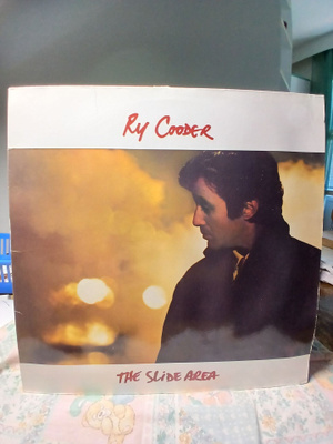 Ry Cooder – The Slide Area