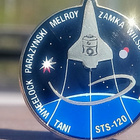 NASA merkki. Halkaisija - 26 mm. Leimalla STS 120 NASA. Ehjä - pikkukuva 3