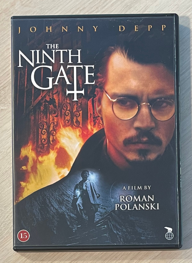 Roman Polanski: YHDEKSÄS PORTTI (1999) Johnny Depp