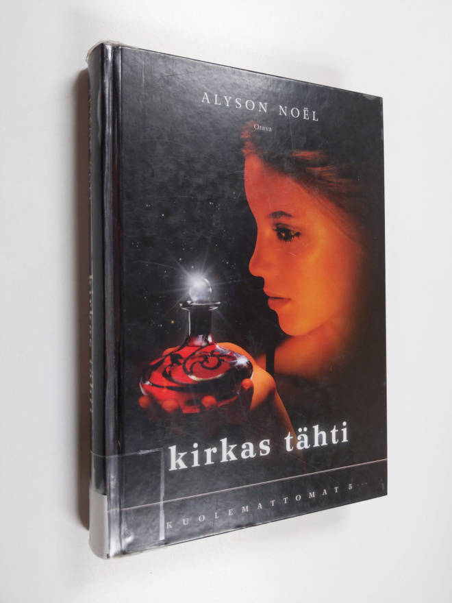 Alyson Noel : Kirkas tähti