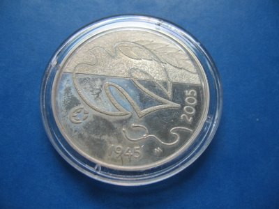 Suomi 10e hopea juhlaraha 60 Rauhan vuotta - 2005 PROOF