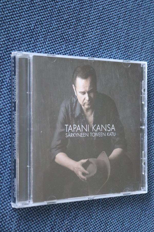 CD Tapani Kansa : Särkyneen toiveen katu