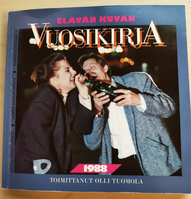 Olli Tuomola (toim.): Elävän kuvan vuosikirja 1988