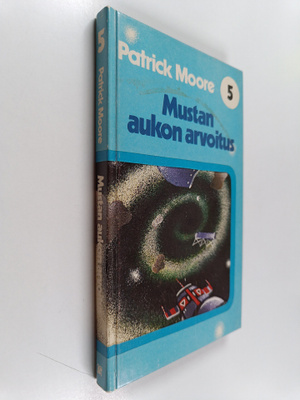 Patrick Moore : Mustan aukon arvoitus