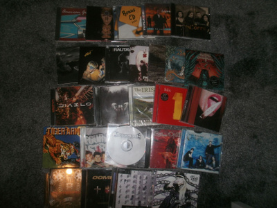 61 Cd-levyä