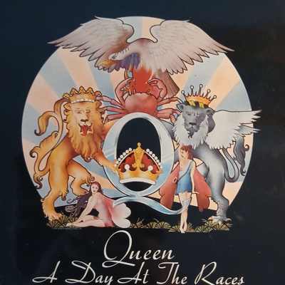 Queen ; A Day At The Races.