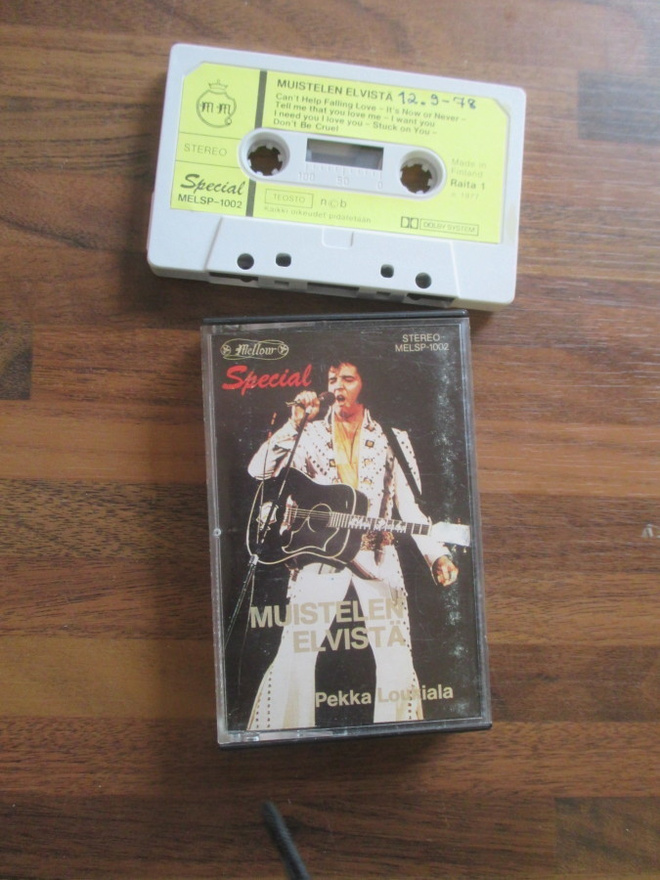 Pekka Loukiala: Muistelen Elvistä (  kasetti v 1977