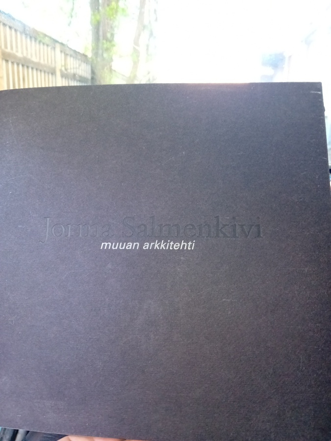 Jorma Salmenkivi - muuan arkkitehti ( Sis.postikulut  ) SIGN
