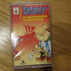 ASTERIX ja NORMANNIEN MAIHINNOUSU c-kasetti * AVAAMATON (VIE - pikkukuva 1