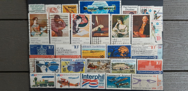 USA VANHEMPAA 1970 luku LEIMATTUJA postimerkkejä o 32 kpl