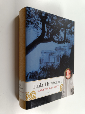 Laila Hirvisaari : Valkoakaasiat