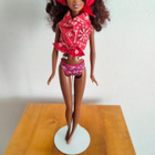 Barbie tummaihonen kaunotar+ standi. - pikkukuva 1