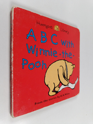 Alan Alexander Milne ym. : ABC with Winnie-the-Pooh