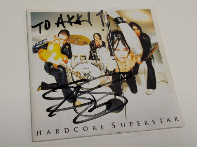 Hardcore Superstar - Thank You (For Letting Us Be Ourselves)