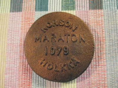 Korson Maraton 1979 hölkkä  mitali.