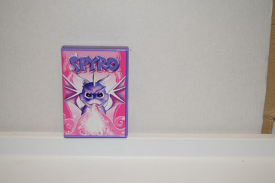 mcdonalds happy meal spyro 2005