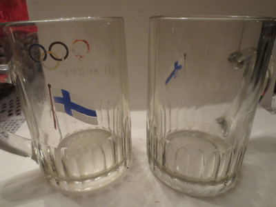 2 kpl Olympia Tuoppeja