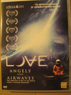 ANGELS AND AIRWAVES ( Gunner Wright )