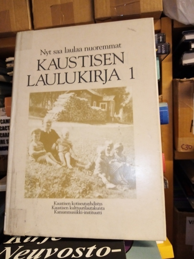 KAUSTISEN LAULUKIRJA 1 ( SIS POSTIKULU  )