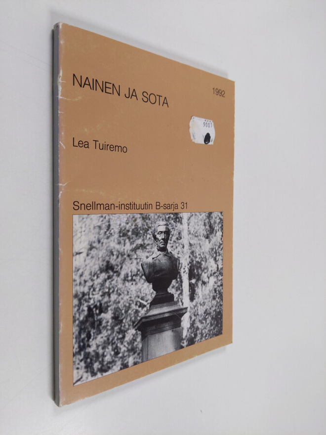 Lea Tuiremo : Nainen ja sota : tutkimus Pohjois-Savon rin...