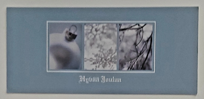 "Lämpöistä ja onnellista joulunaikaa..."  9,5 x 21 cm KORTTI