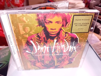 CD Jimi Hendrix : The Ultimate Experience ( SIS POSTIKULU )
